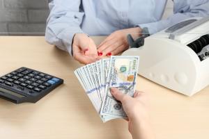 Compra y venta de dólares en Costa Rica
